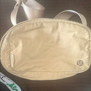 LuluLemon tan belt bag